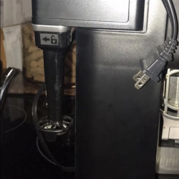 Coffee maker - Picture 3 of 5